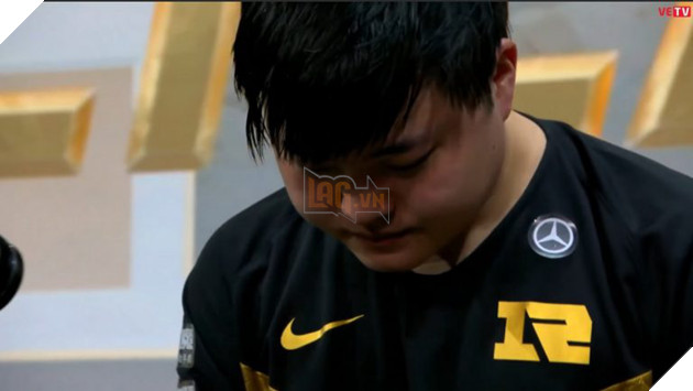 LMHT: Mlxg hé lộ JackeyLove sẽ về với RNG vì chấn thương của Uzi trở nên quá nặng 3