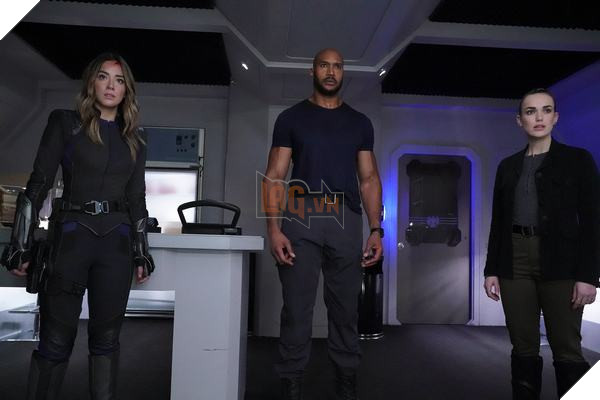 Agents of SHIELD hé lộ ảnh phim trường đầu tiên của Season 7 2