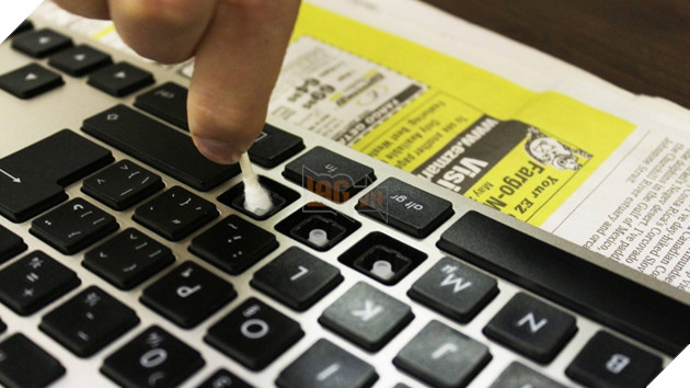 Hướng dẫn game thủ cách vệ sinh gaming gear đúng cách để đón Tết 4