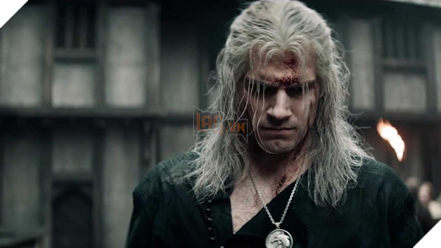 Cày The Witcher 3 nhiều đến mức này, biểu sao mà Henry Cavill lại đóng Geralt đạt thế