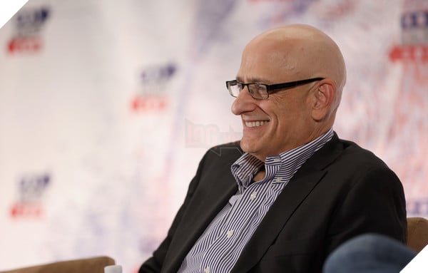 Seri The Witcher bị phê bình thiếu thực tế chỉ vì cho phụ nữ chiến đấu bằng kiếm