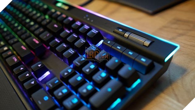 Review Corsair K95 RGB Platinum: Bán phím trong mơ của mọi game thủ  11