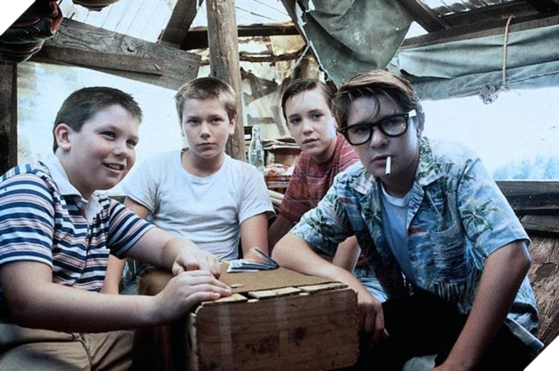 Bất ngờ với những tựa phim mà trẻ em không được xem vì quá bạo lực và khiêu dâm 8