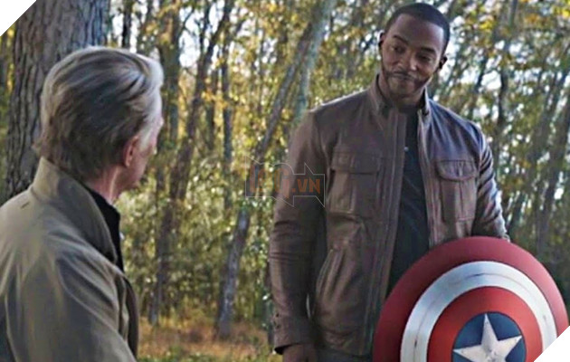 Falcon & Winter Soldier: Những hình ảnh đầu tiên về tạo hình của Bucky Barnes