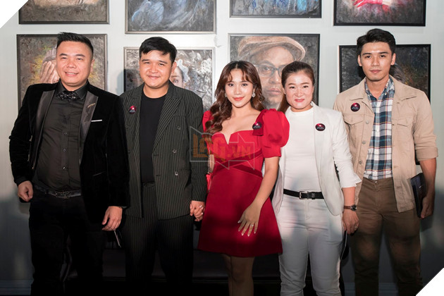 Lan Ngọc, Hari Won đọ sắc cùng chính cung Thu Trang và Tuesday Bảo Thanh trên thảm đỏ họp báo Đôi mắt âm dương 16