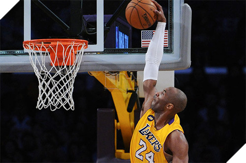 kobe-bryant-nguoi-hung-hay-ac-nhan