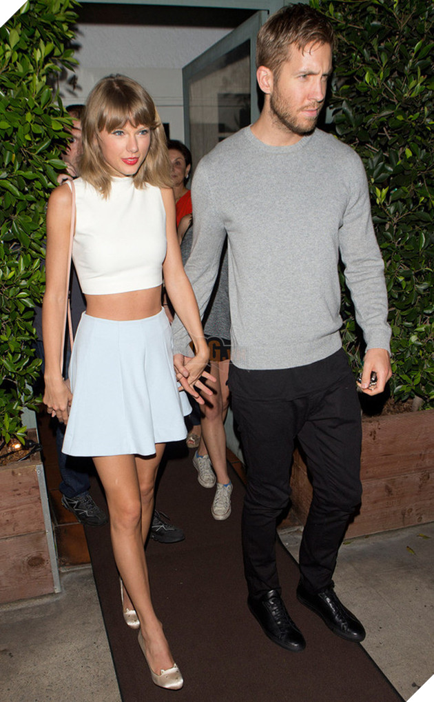 Calvin Harris &quot;g&#226;y nổ&quot; MXH thế giới v&#236; bị nghi lộ ảnh nude nhạy cảm, Taylor Swift bị r&#233;o gọi một c&#225;ch k&#233;m duy&#234;n - Ảnh 4.