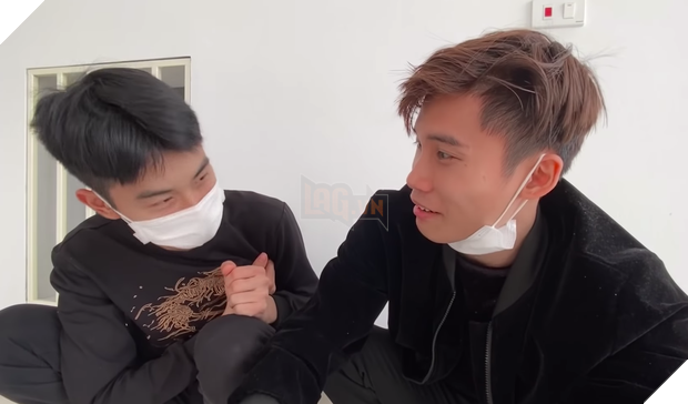 Lại thêm một Youtuber 2 triệu subs dàn dựng bị sốt và ho khan công phu để câu view từ dịch virus Corona, dân tình kêu gọi tẩy chay - Ảnh 1.