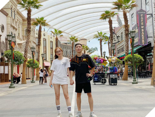 Xịn sò như Team Flash, cả team đi Singapore du lịch còn thuê hẳn du thuyền để tham quan sương sương - Ảnh 6.