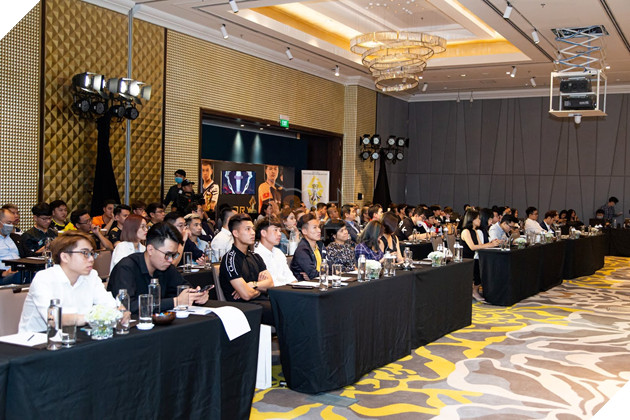 Người hùng U23 Văn Thanh góp mặt cùng đồng đội tại họp báo công bố giải đấu Liên Quân Mobile 3