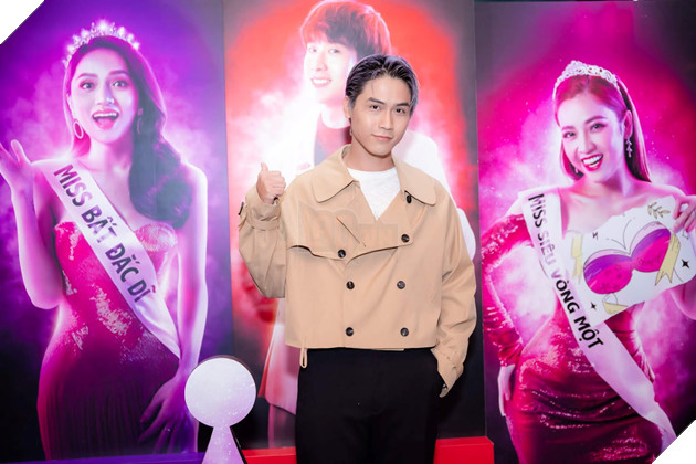 Hương Giang đọ sắc cùng tiểu tam từ MV đến họp báo công chiếu Sắc đẹp dối trá 13