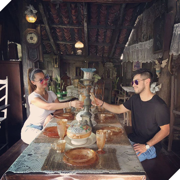 Kỷ niệm 3 năm yêu nhau, Maria Ozawa được bạn trai tặng quà rải đầy hoa hồng và tỏ tình ngọt ngào - Ảnh 4.