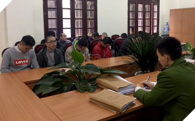 Game thu Hong Anh lien quan duong day danh bac nghin ty hinh anh 2 AOE_1_.jpg