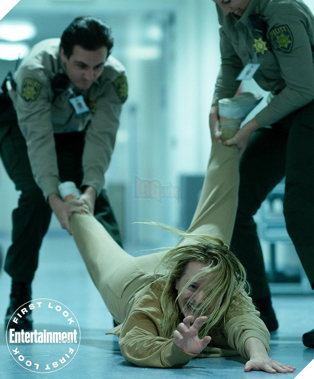 Những lý do khiến bạn không thể bỏ qua The Invisible Man - Bộ phim kinh dị hay nhất năm nay 2