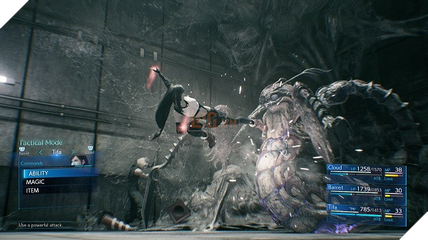 Chiến đấu trong Final Fantasy 7 Remake lẽ ra sẽ giống Kingdom Hearts 3