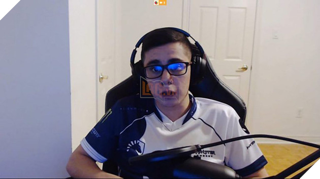 LMHT: Bị tố có hành vi phân biệt chủng tộc với người Hàn Quốc chỉ vì... dụi mắt, TFBlade bị Riot Hàn cấm cửa vĩnh viễn - Ảnh 1.