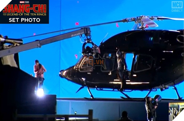 Shang-Chi: Hé lộ ảnh hậu trường di chuyển bằng trực thăng cực khủng của siêu anh hùng mới