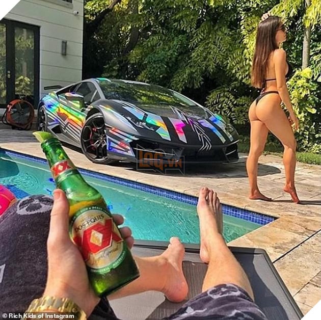 Cuộc sống sang chảnh của Rich Kid thế giới giữa mùa dịch: siêu xe, chuyên cơ riêng, khẩu trang hàng hiệu - Ảnh 7.