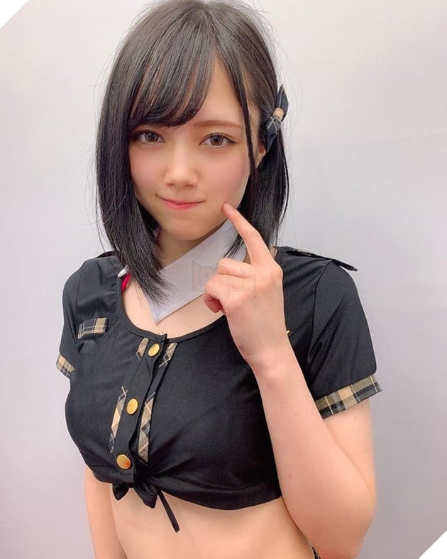 Ngắm nhan sắc Remu Suzumori, mỹ nữ ăn ảnh nhất làng phìm 18+ Nhật Bản - Ảnh 2.