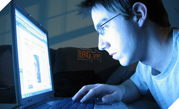 Làm gì để hết chóng mặt khi chơi game bắn súng như Call of Duty: Warzone ? - Ảnh 5.