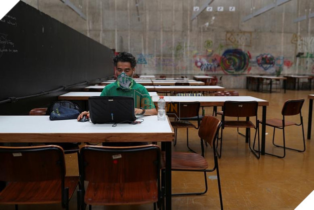 Rợn người với chùm ảnh hoang tàn do Covid-19 không khác gì hậu tận thế trong các bộ phim đại dịch địa cầu 4