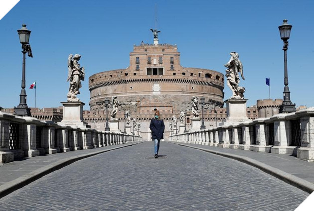 Rợn người với chùm ảnh hoang tàn do Covid-19 không khác gì hậu tận thế trong các bộ phim đại dịch địa cầu 11