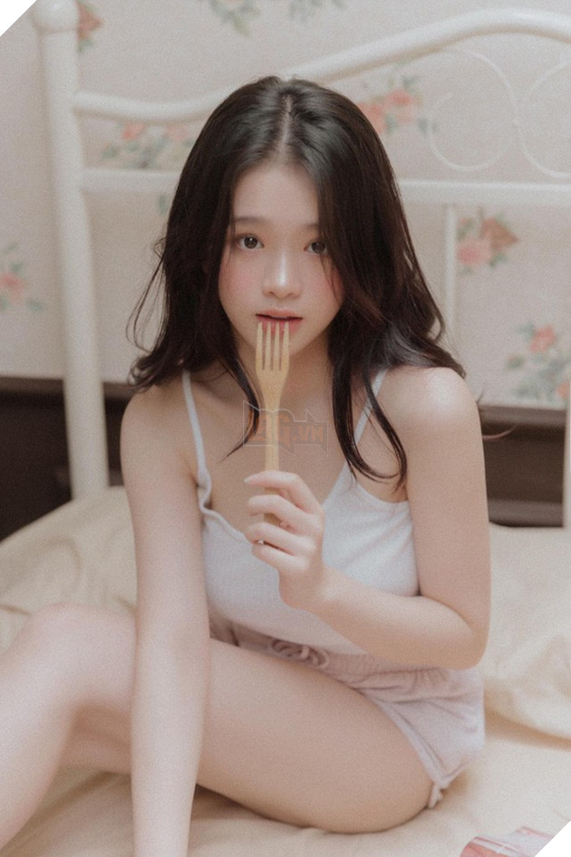 Linh Ka đăng tải bộ ảnh mới, vẫn sexy nhưng không còn phản cảm, cộng đồng mạng vào khen rần rần - Ảnh 5.