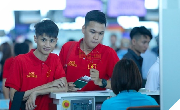 Game thủ 'Chim sẻ đi nắng' và cộng đồng AOE Việt ủng hộ hơn 300 triệu chống COVID 2