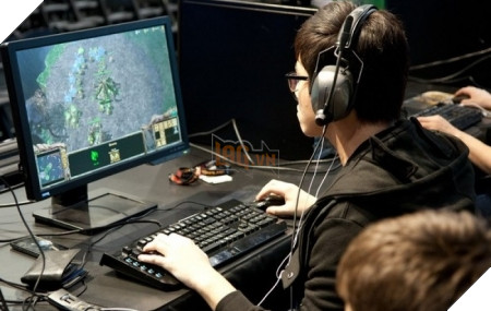 Làm sao để chơi game nhiều mà vẫn giữ sức khỏe tốt trong mùa cách ly? - Ảnh 2.