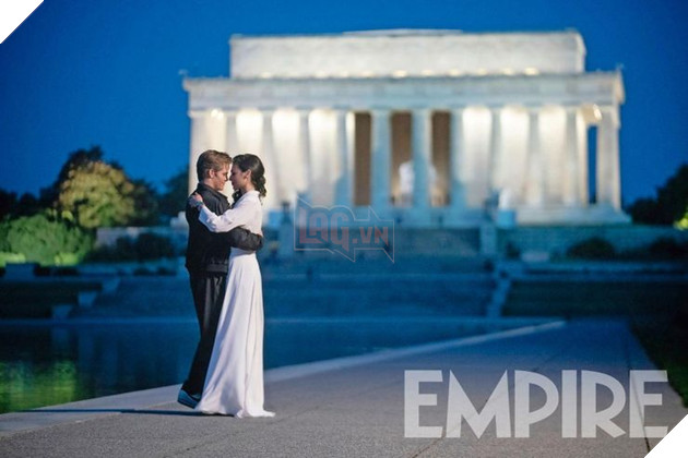 Hai hình ảnh đối lập của Wonder Woman Gal Gadot 3