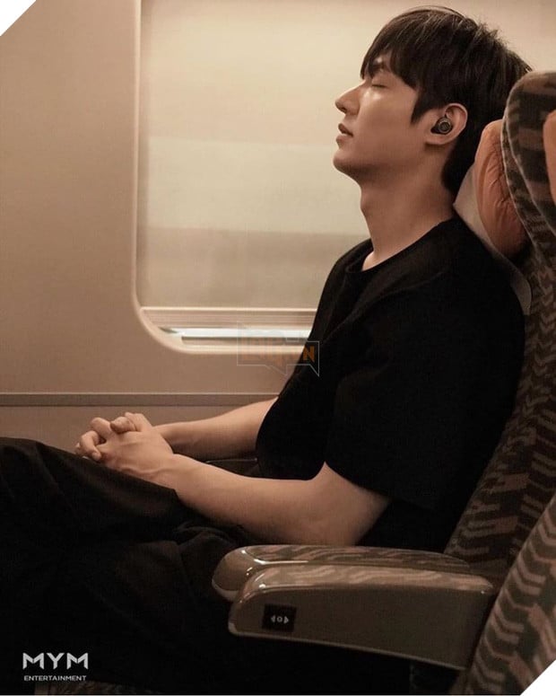 Tìm hiểu dàn diễn viên của bộ phim Quân vương bất diệt đang hot trên Netflix 11