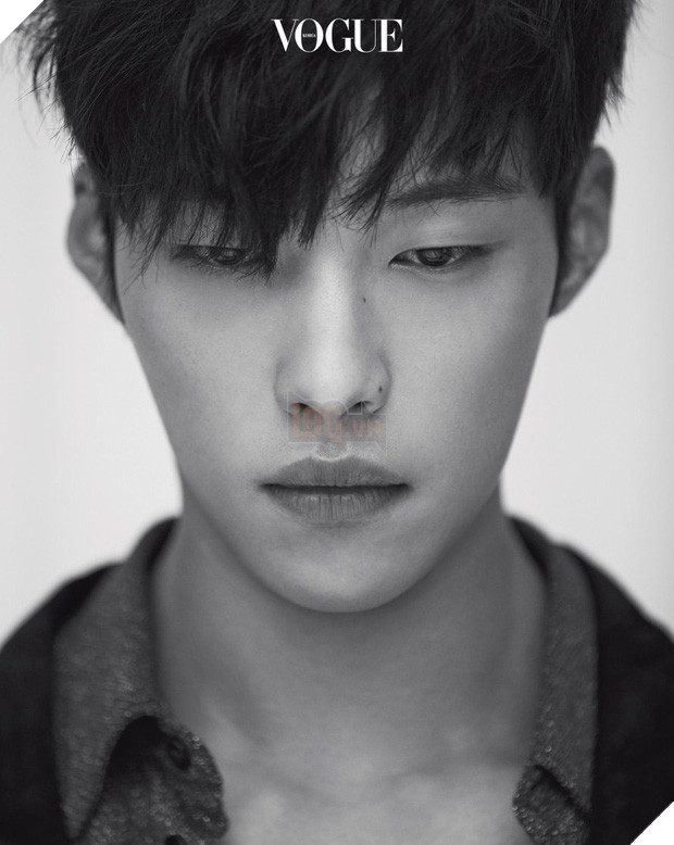 Tìm hiểu dàn diễn viên của bộ phim Quân vương bất diệt đang hot trên Netflix 26