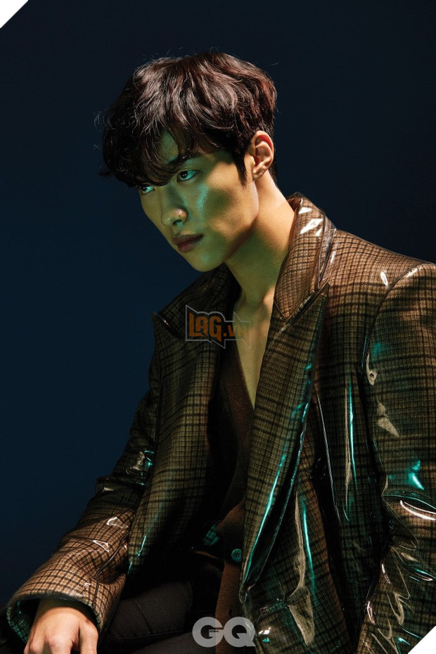 Tìm hiểu dàn diễn viên của bộ phim Quân vương bất diệt đang hot trên Netflix 28