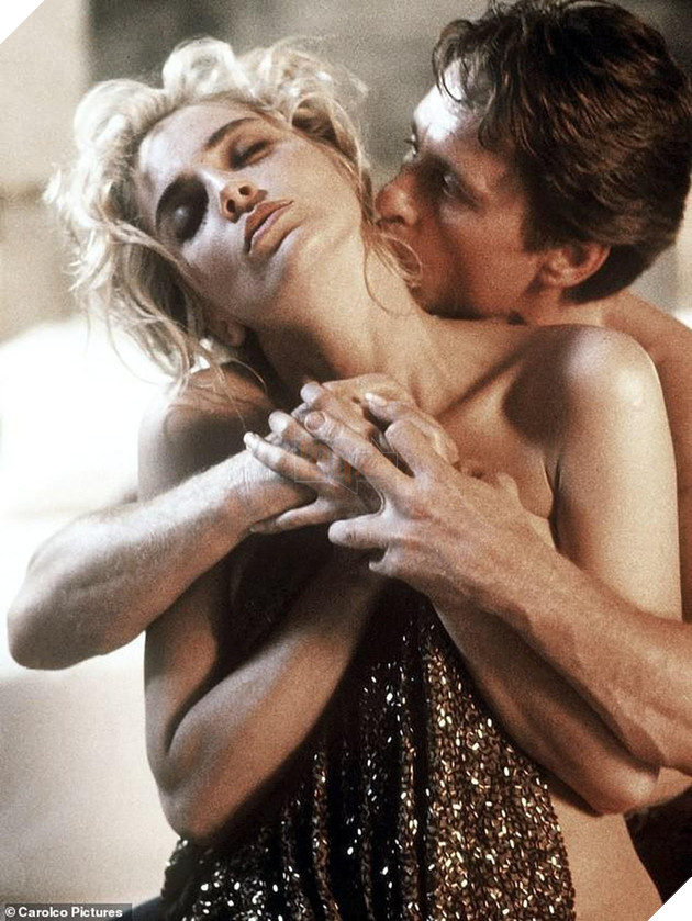 Loạt ảnh quyến rũ của mỹ nhân phim 18+ sở hữu IQ cao nhất thế giới 10