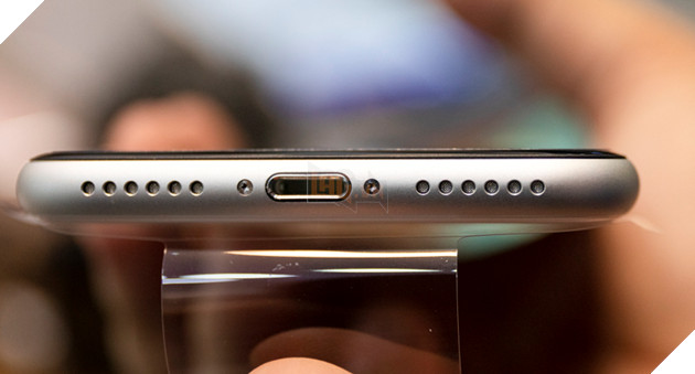 Cận cảnh iPhone SE 2020: Bình cũ rượu mới , cấu hình cực mạnh 11