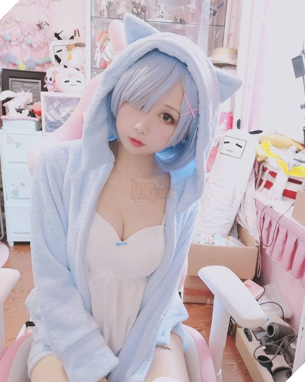 Nữ streamer Trung Quốc không có tài nhưng sở hữu thân hình nóng bỏng thu hút hàng ngàn lượt xem