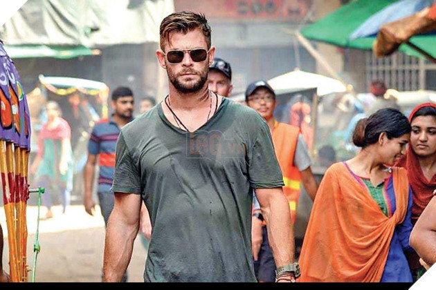 Extraction xứng đáng là tựa phim màn ảnh rộng 3