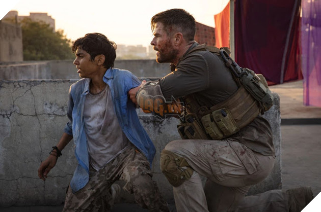 Giải thích cái kết của Extraction: Số phận của hai nhân vật chính 2