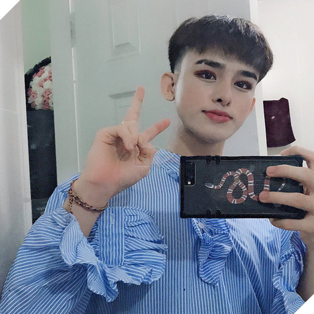 &amp;quot;Hiện tượng mạng&amp;quot; Trần Đức Bo - cậu bạn Đ&#224; Nẵng nghiện make up như ulzzang H&#224;n đ&#236;nh đ&#225;m một thời b&#226;y giờ ra sao? - Ảnh 4.