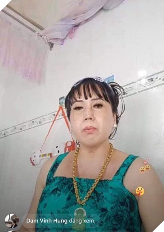 voh-sao-viet-vao-xem-livestream-cua-co-minh-hieu-voh.com.vn-anh2