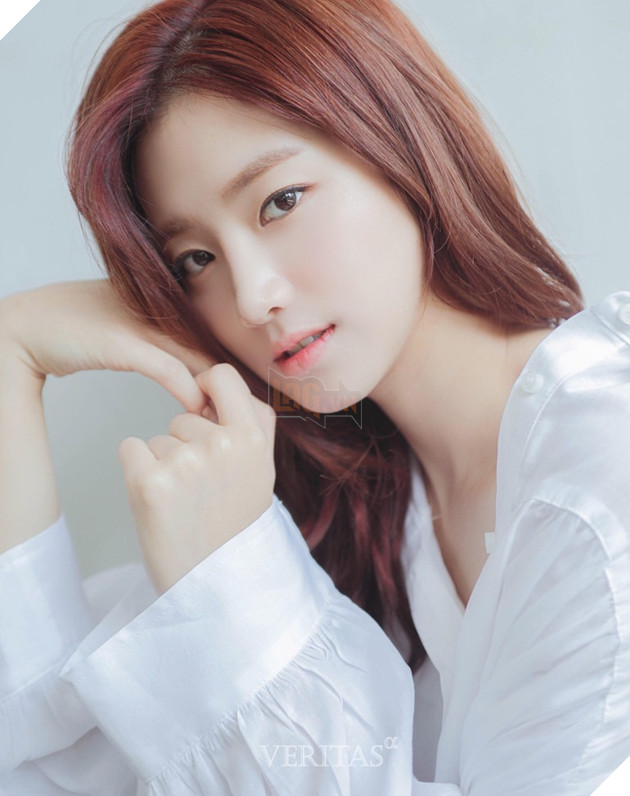 Nhan sắc đời thực của tú bà 16 tuổi trong bộ phim về đường dây mại dâm đang hot của Netflix 14