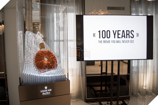 Có gì trong 100 Years: Tựa phim viễn tưởng mà chắc chắn cả đời bạn vẫn không thể xem được