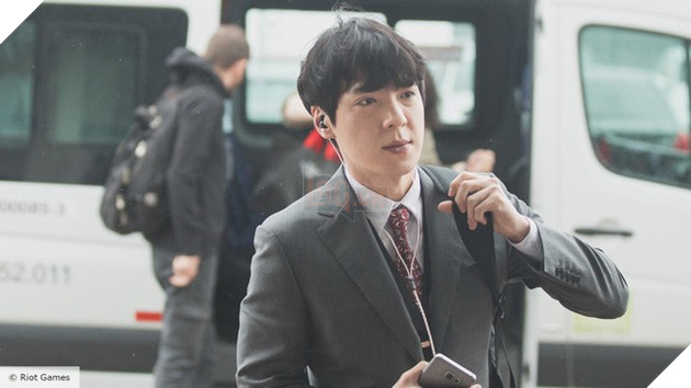 Dân mạng Trung Quốc xôn xao: kkOma hưởng lương cao gấp 5 lần các HLV khác, là ngôi sao số 1 của Vici Gaming - Ảnh 3.