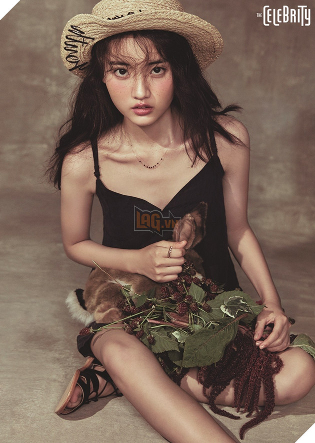 Nhan sắc đời thực của gái làng chơi trong Extracurricular - tựa phim 18+ về nạn mại dâm học đường của Netflix 11