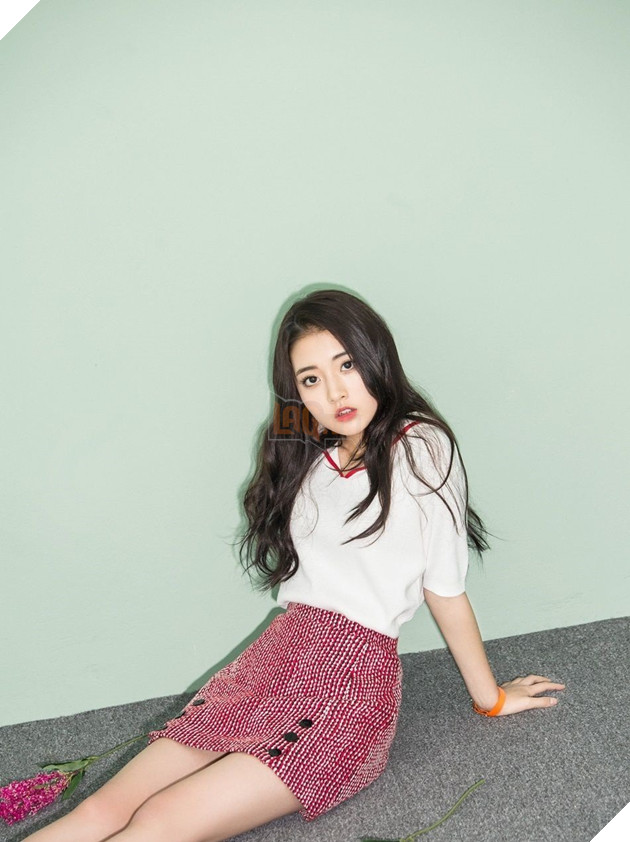 Nhan sắc đời thực của gái làng chơi trong Extracurricular - tựa phim 18+ về nạn mại dâm học đường của Netflix 13