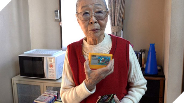 Cụ bà 90 tuổi ở Nhật Bản được Guinness công nhận là YouTuber gaming lớn tuổi nhất