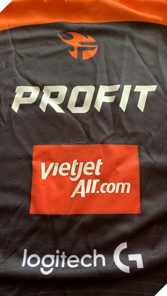 Team Flash chính thức công bố bản hợp đồng mới Profit theo phong cách các bạn giả vờ bất ngờ đi cho vui - Ảnh 3.