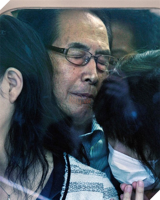 Loạt ảnh rợn người về giờ tan tầm tại Nhật không khác gì viễn cảnh trong các bộ phim kinh dị 4