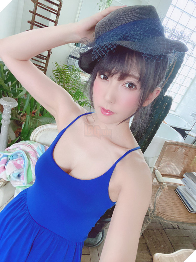 Yui Hatano khoe fan hâm mộ xây trường quay phim 18+ trong game - Ảnh 2.