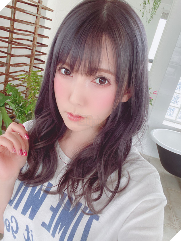 Yui Hatano khoe fan hâm mộ xây trường quay phim 18+ trong game - Ảnh 8.